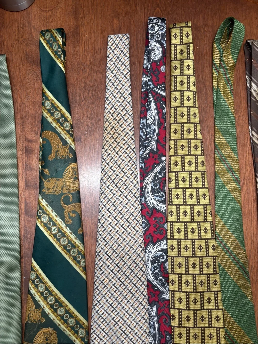 Green and Yellow Geometric Silk Tie by